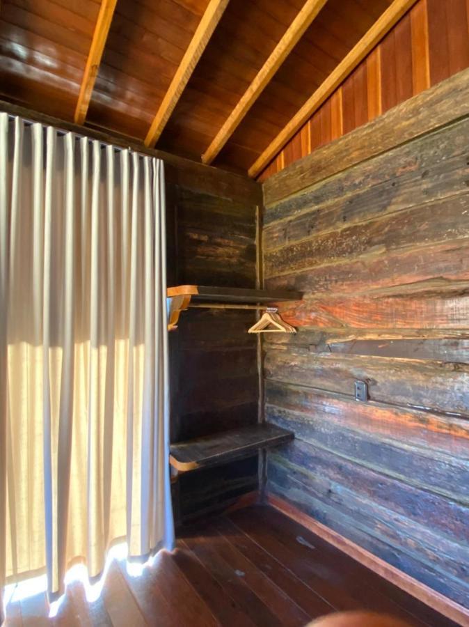 Suíte Deluxe com Banheira de Hidromassagem